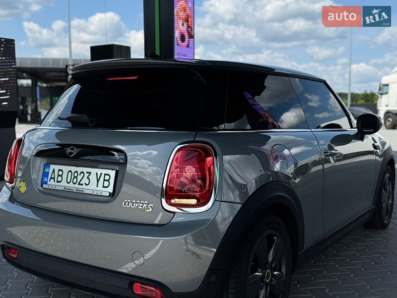 Хэтчбек MINI Cooper 2022 в Виннице