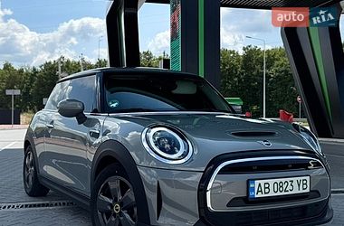 Хэтчбек MINI Cooper 2022 в Виннице