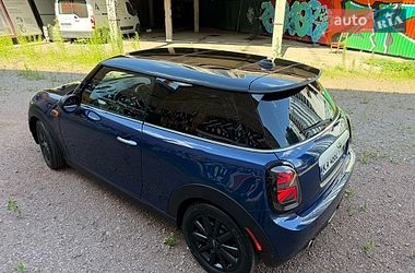 Хэтчбек MINI Cooper 2014 в Киеве