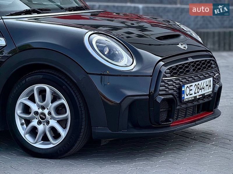 Хэтчбек MINI Cooper 2017 в Черновцах