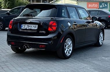 Хэтчбек MINI Cooper 2017 в Черновцах