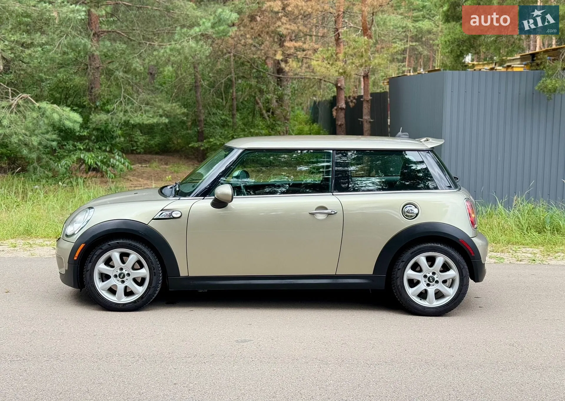 2010 MINI Cooper - мініатюра 8