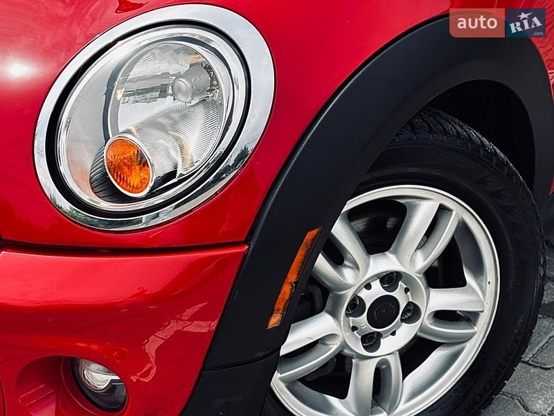Хетчбек MINI Cooper 2011 в Білогородці