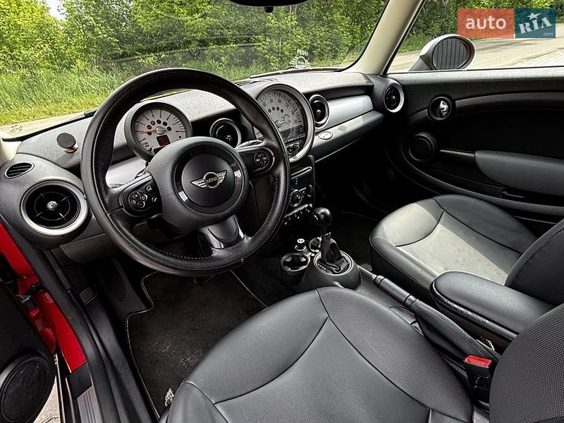 Хетчбек MINI Cooper 2011 в Білогородці