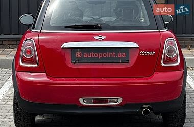 Хетчбек MINI Cooper 2011 в Білогородці