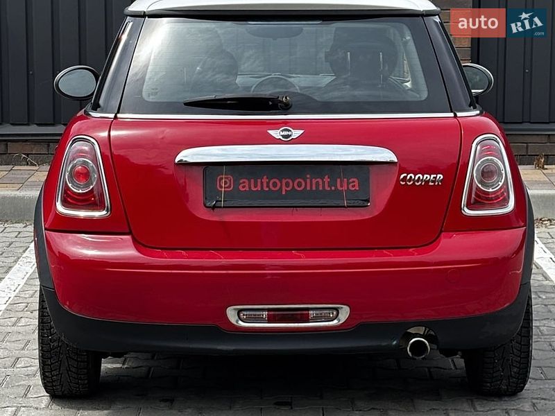 Хетчбек MINI Cooper 2011 в Білогородці