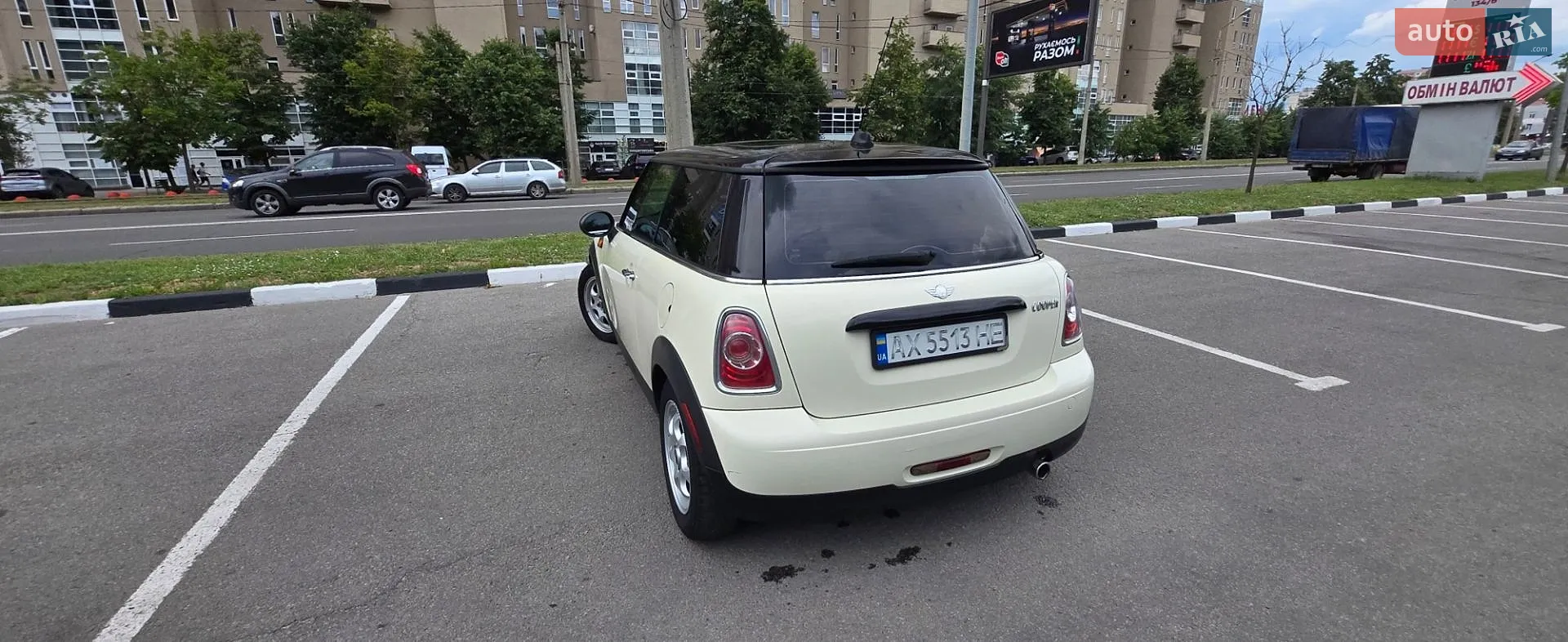 2013 MINI Cooper - мініатюра 9