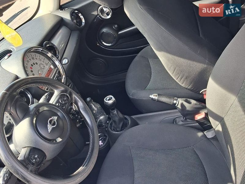 Хетчбек MINI Cooper 2011 в Трускавці