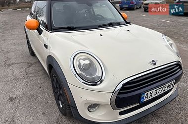 mini cooper 2016 в Харків від професійного продавця Владимир Сергеевич
