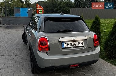 Хэтчбек MINI Cooper 2014 в Черновцах