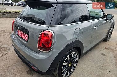 Хэтчбек MINI Cooper 2021 в Житомире