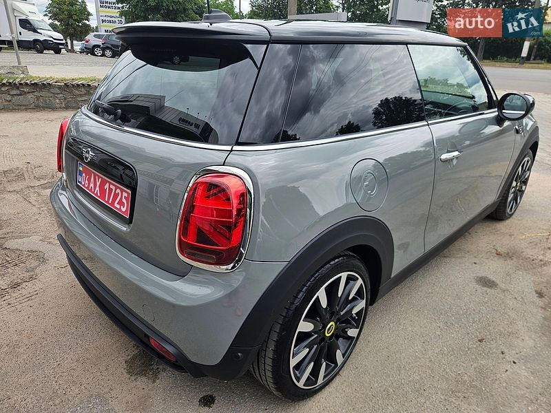 Хэтчбек MINI Cooper 2021 в Житомире