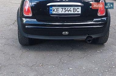 Хэтчбек MINI Cooper 2004 в Каменском