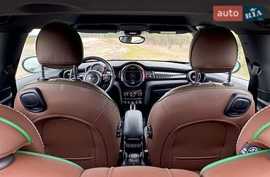 Хэтчбек MINI Cooper 2019 в Киеве фото 10 Хэтчбек MINI Cooper 2019 в Киеве