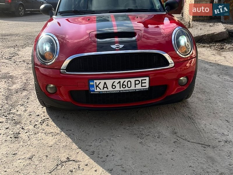 Хетчбек MINI Cooper 2008 в Києві фото 13 Хетчбек MINI Cooper 2008 в Києві