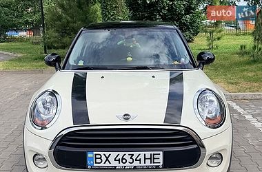 Хэтчбек MINI Cooper 2015 в Хмельницком