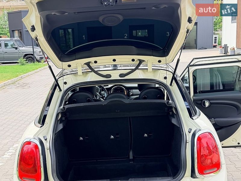 Хетчбек MINI Cooper 2015 в Хмельницькому