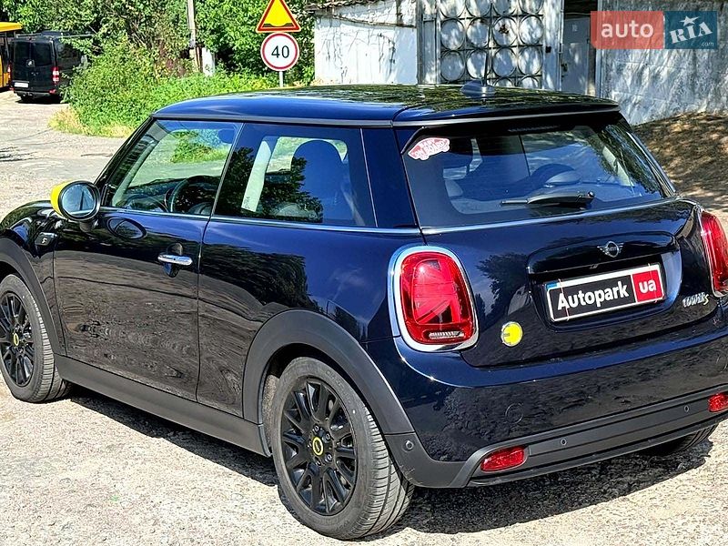 Хетчбек MINI Cooper 2023 в Києві