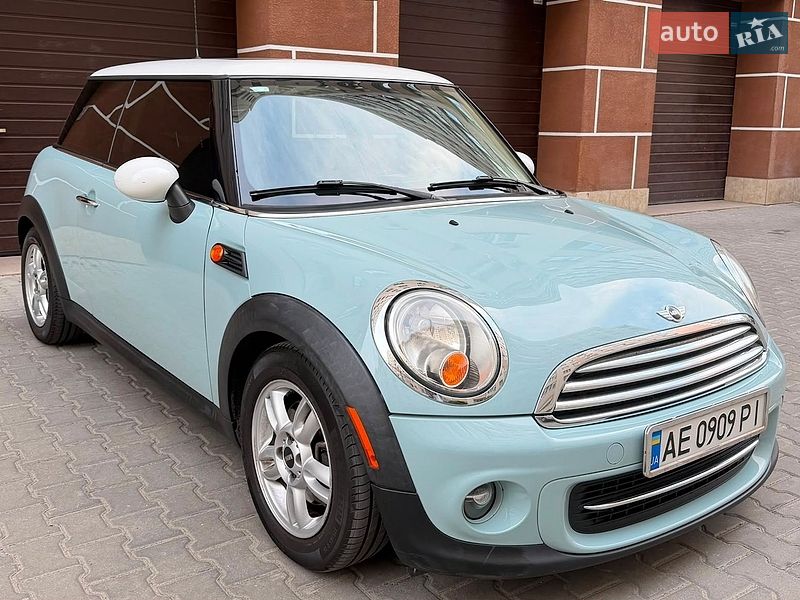 MINI Cooper 2013