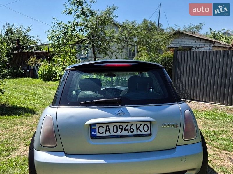 Хэтчбек MINI Cooper 2002 в Черкассах