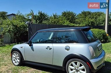 Хэтчбек MINI Cooper 2002 в Черкассах