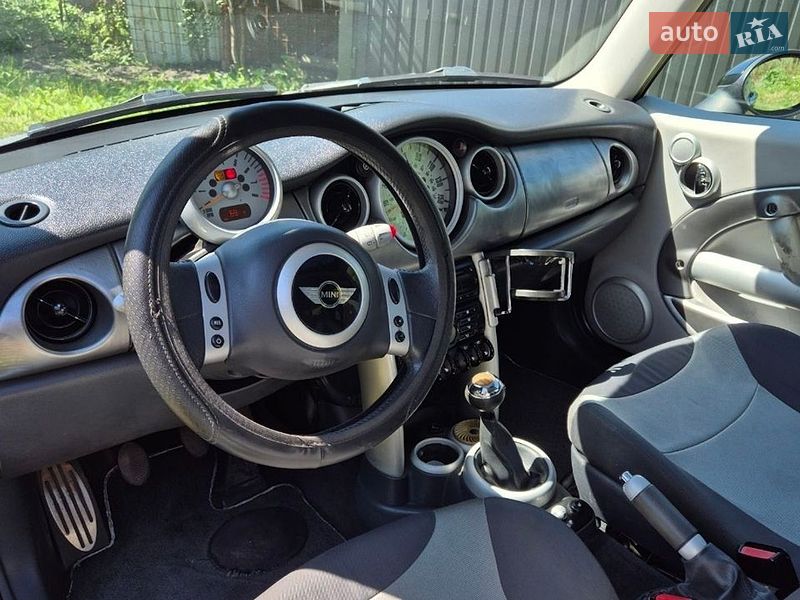 Хэтчбек MINI Cooper 2002 в Черкассах