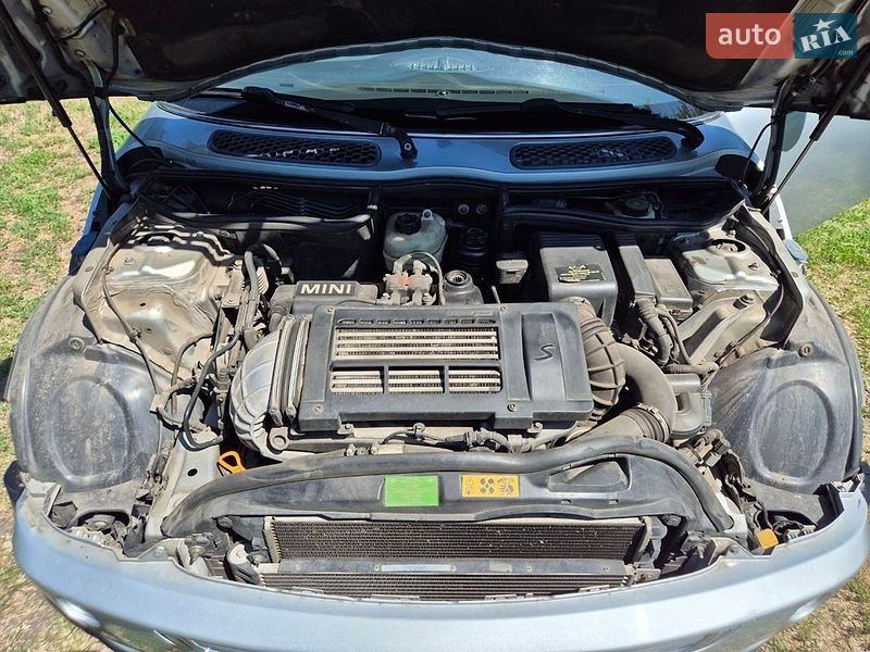 Хэтчбек MINI Cooper 2002 в Черкассах