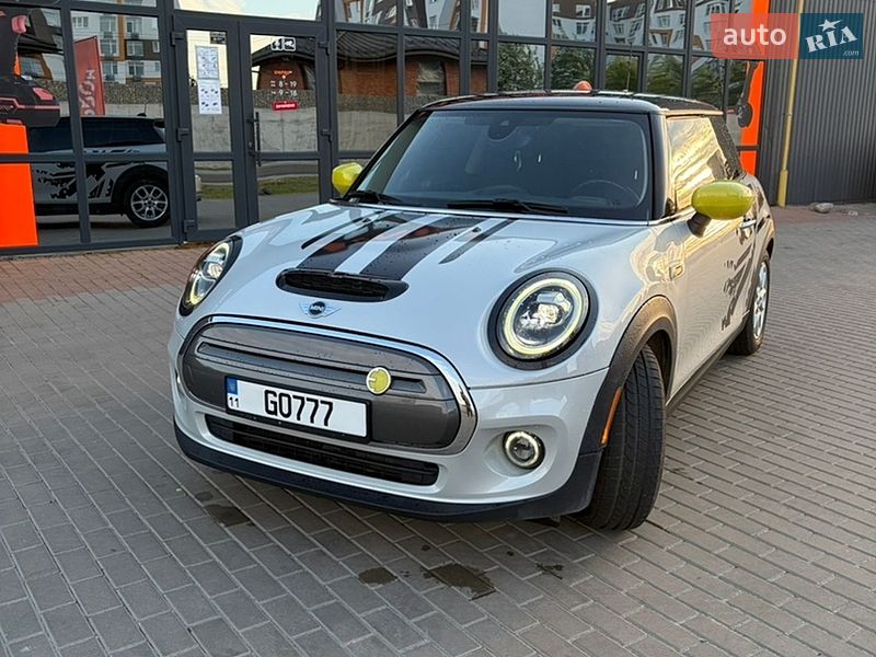 Хэтчбек MINI Cooper 2020 в Киеве