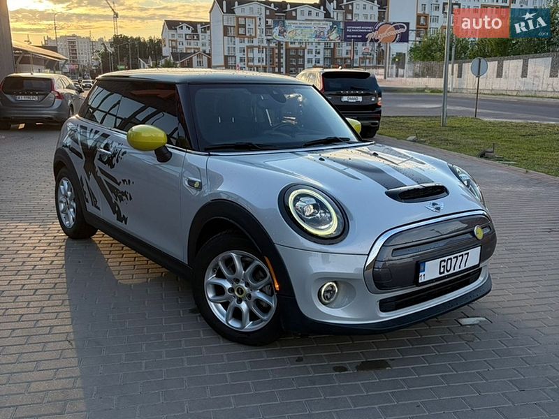 Хэтчбек MINI Cooper 2020 в Киеве