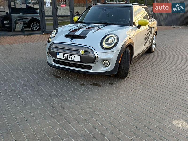 Хэтчбек MINI Cooper 2020 в Киеве