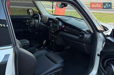 Хэтчбек MINI Cooper 2020 в Киеве