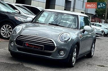 Хэтчбек MINI Cooper 2015 в Одессе