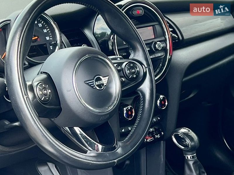 Хэтчбек MINI Cooper 2015 в Одессе
