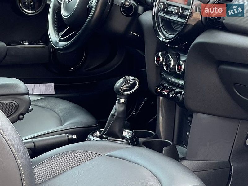 Хэтчбек MINI Cooper 2015 в Одессе