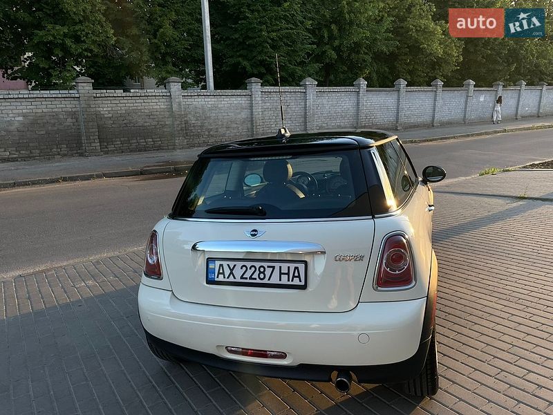 Хэтчбек MINI Cooper 2012 в Коломые