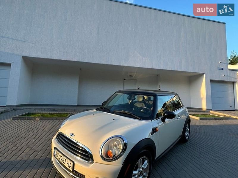 Хэтчбек MINI Cooper 2012 в Коломые