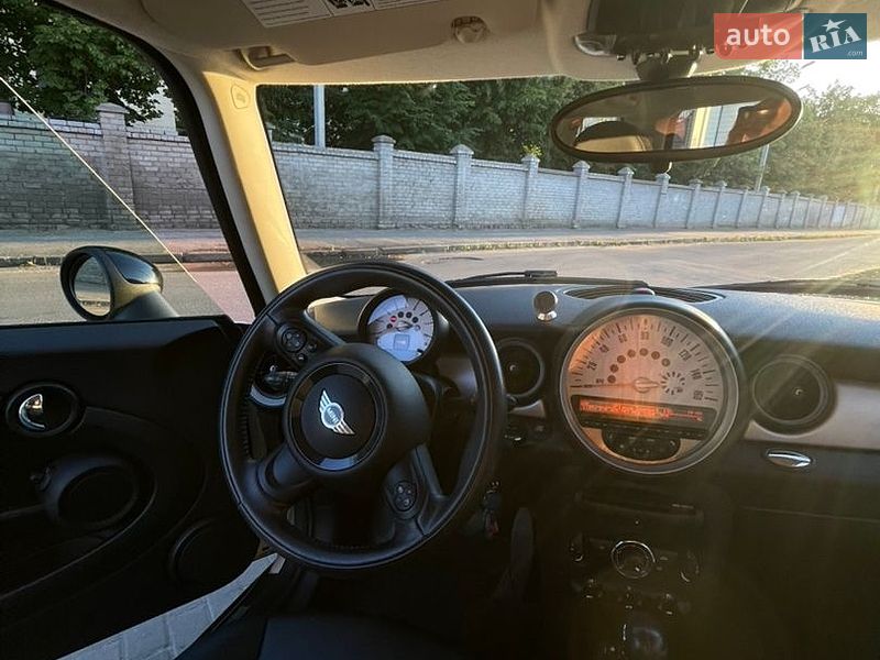 Хэтчбек MINI Cooper 2012 в Коломые