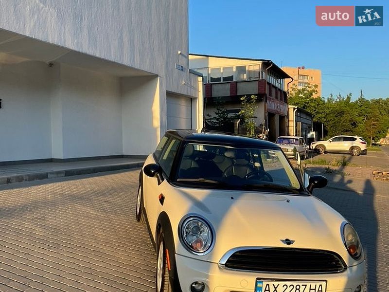 Хэтчбек MINI Cooper 2012 в Коломые