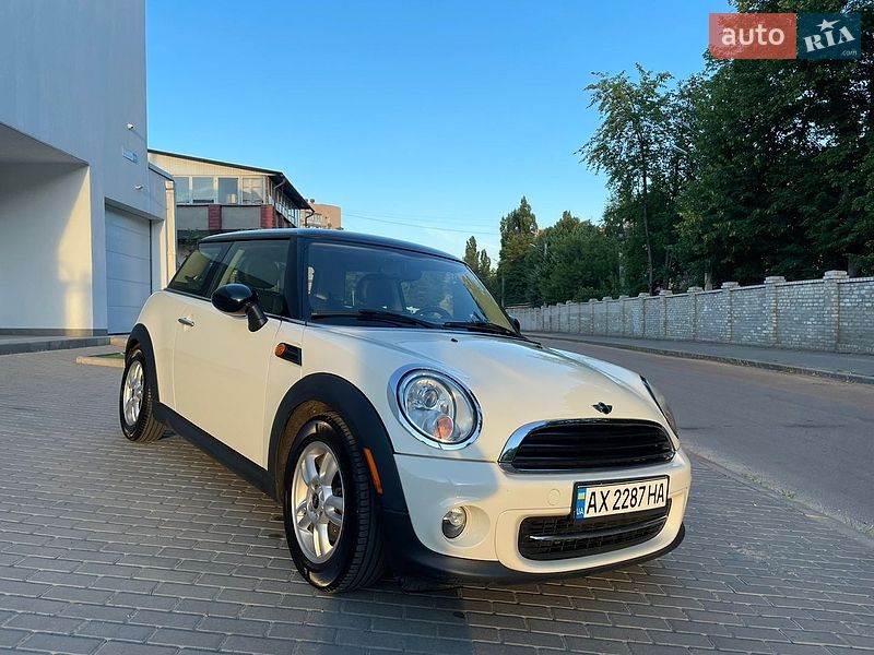 Хэтчбек MINI Cooper 2012 в Коломые
