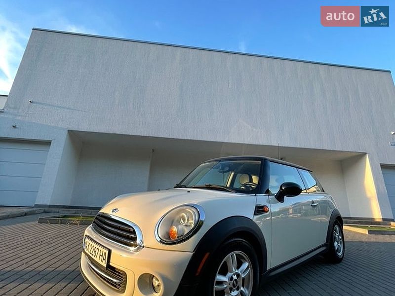 Хэтчбек MINI Cooper 2012 в Коломые
