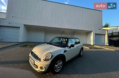 Хэтчбек MINI Cooper 2012 в Коломые