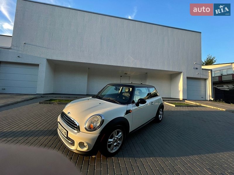Хэтчбек MINI Cooper 2012 в Коломые