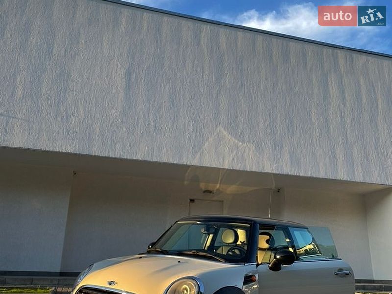 Хэтчбек MINI Cooper 2012 в Коломые
