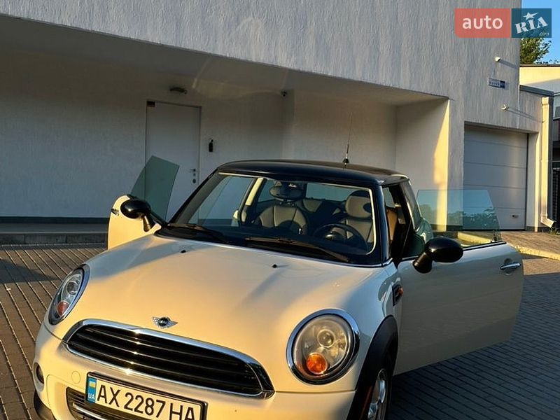 Хэтчбек MINI Cooper 2012 в Коломые