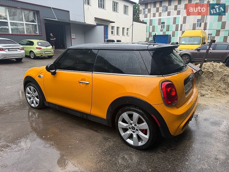 Хетчбек MINI Cooper 2016 в Харкові