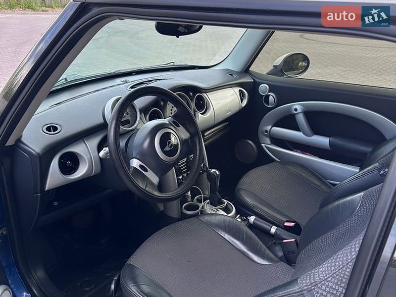 Хетчбек MINI Cooper 2002 в Києві