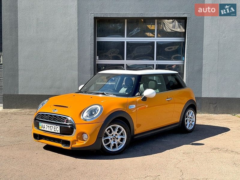 Хэтчбек MINI Cooper 2015 в Киеве