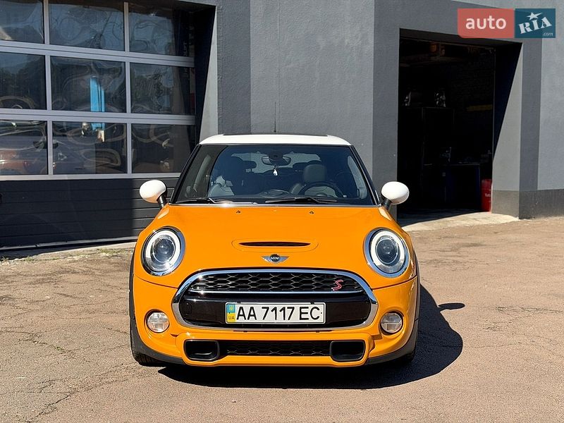 Хэтчбек MINI Cooper 2015 в Киеве