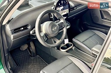 Хетчбек MINI Cooper 2024 в Києві