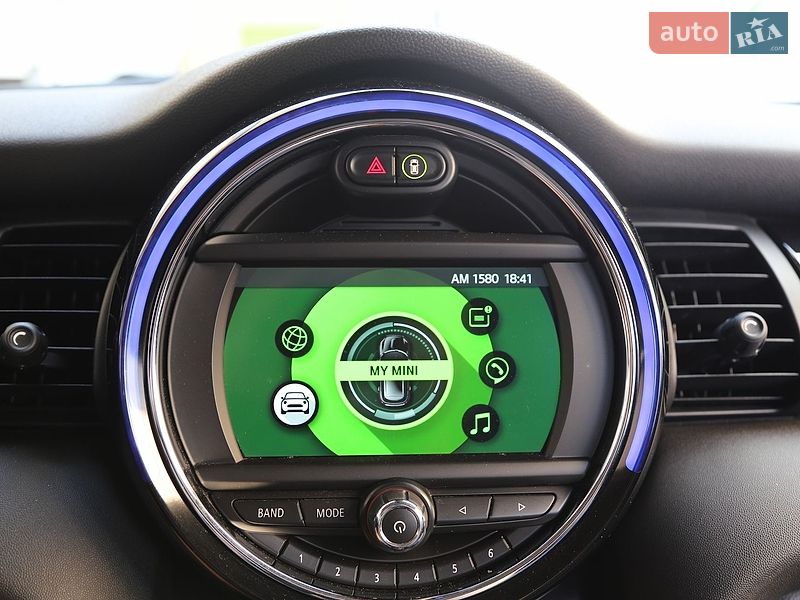 Хэтчбек MINI Cooper 2018 в Киеве